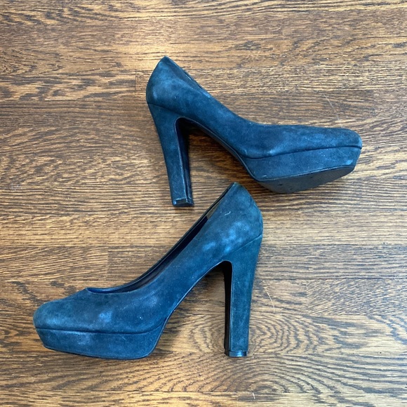 Jessica Simpson Navy Blue Heels - Picture 2 of 5